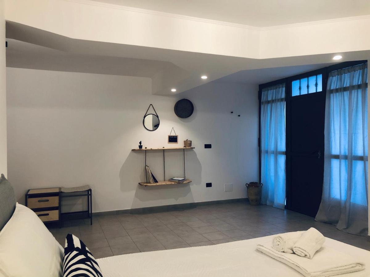 Ferienwohnung Menouno House Crispiano Exterior foto