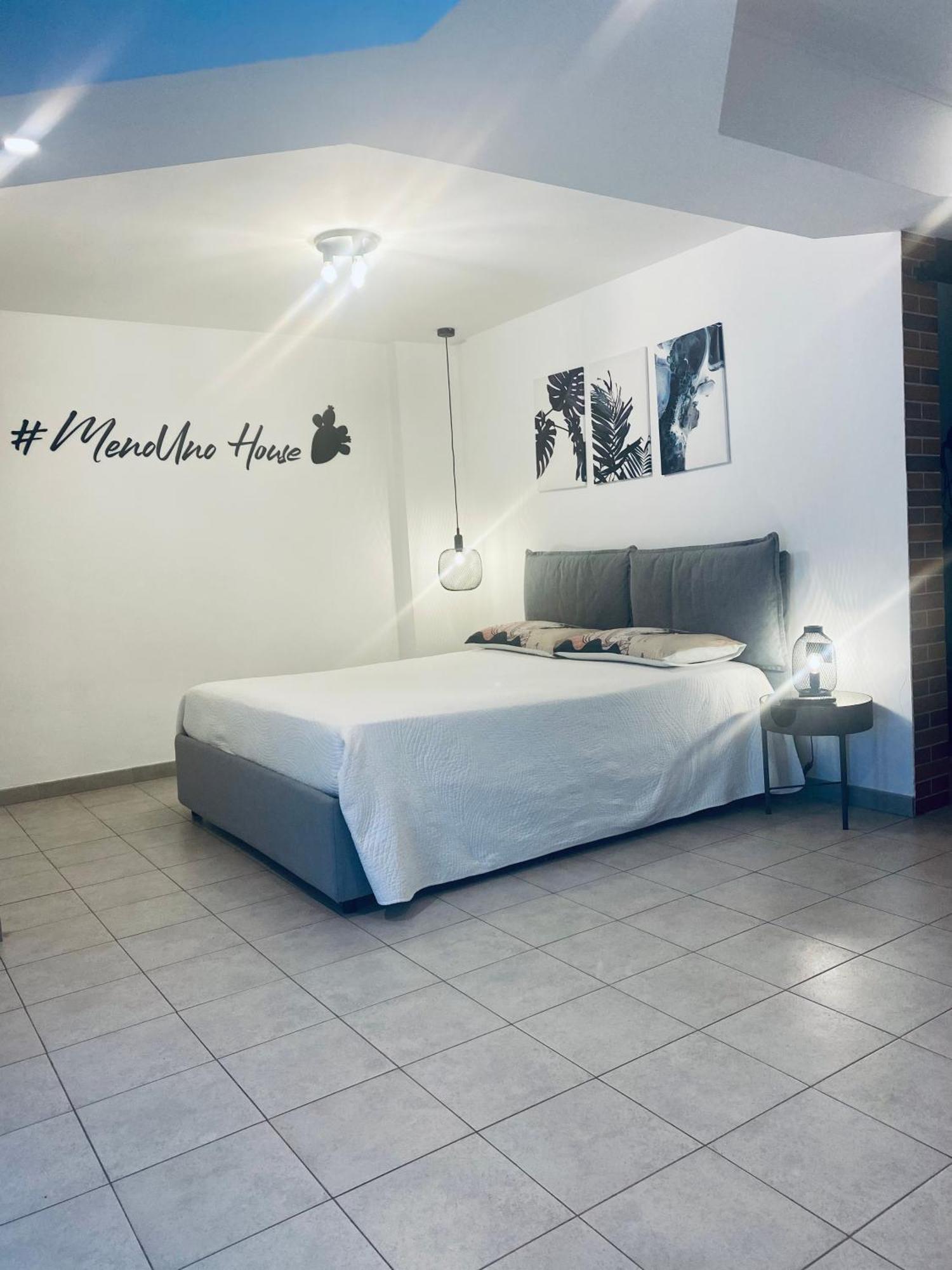 Ferienwohnung Menouno House Crispiano Zimmer foto